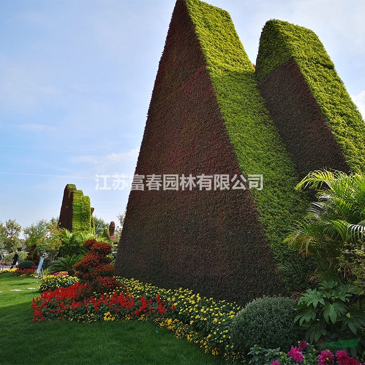 綠雕仿真植物 卡通造型 仿真草坪雕塑 可定制鐵骨架草雕