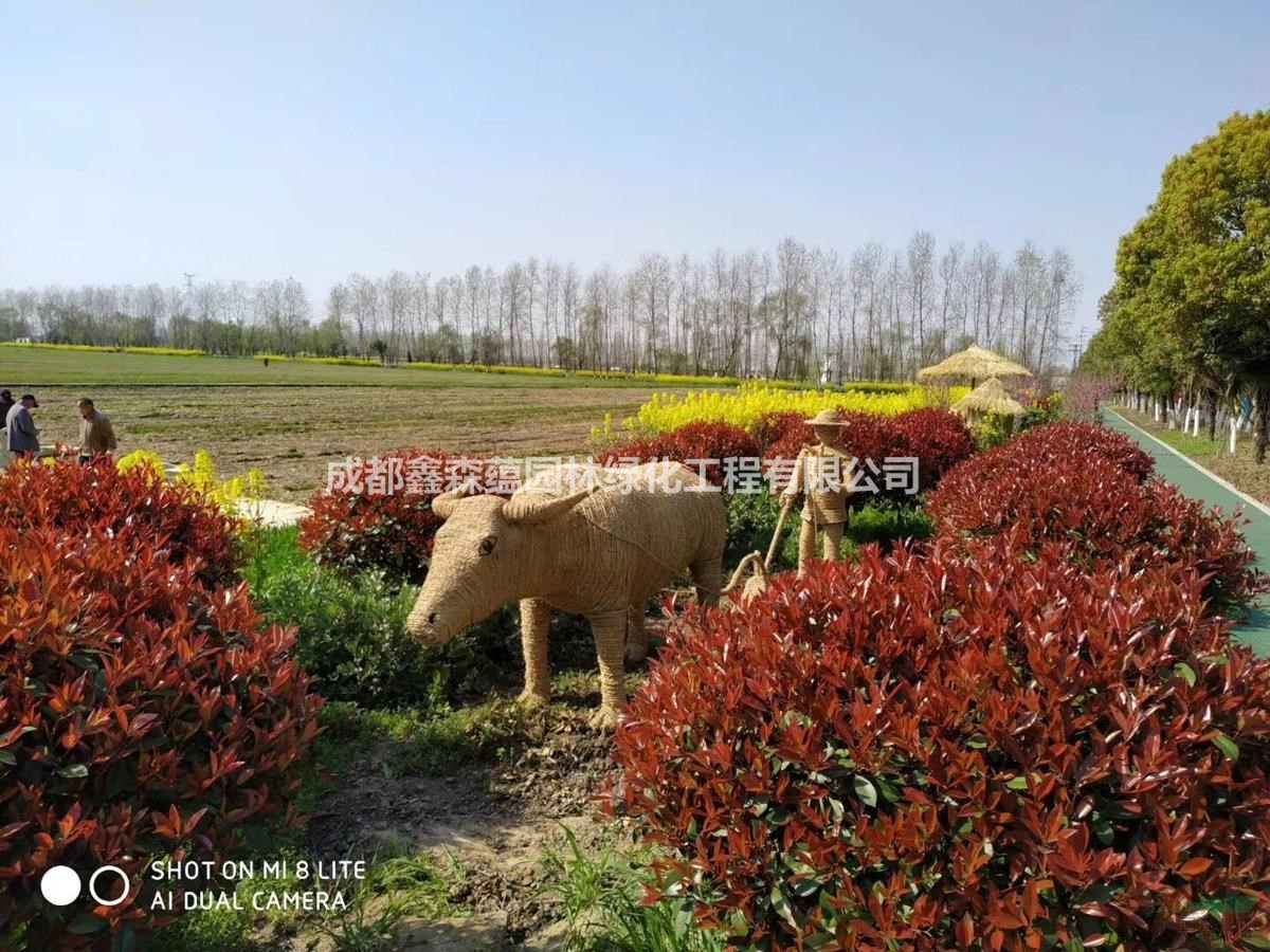 成都草繩造型 成都稻草人造型 成都稻草人雕塑 成都仿真綠雕