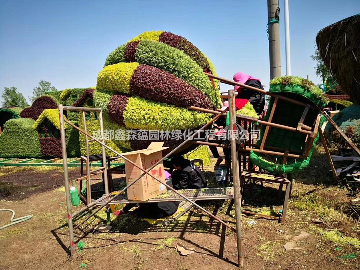 成都仿真植物綠雕 仿真鳳凰綠雕 大型花海雕塑造型 假植物綠雕