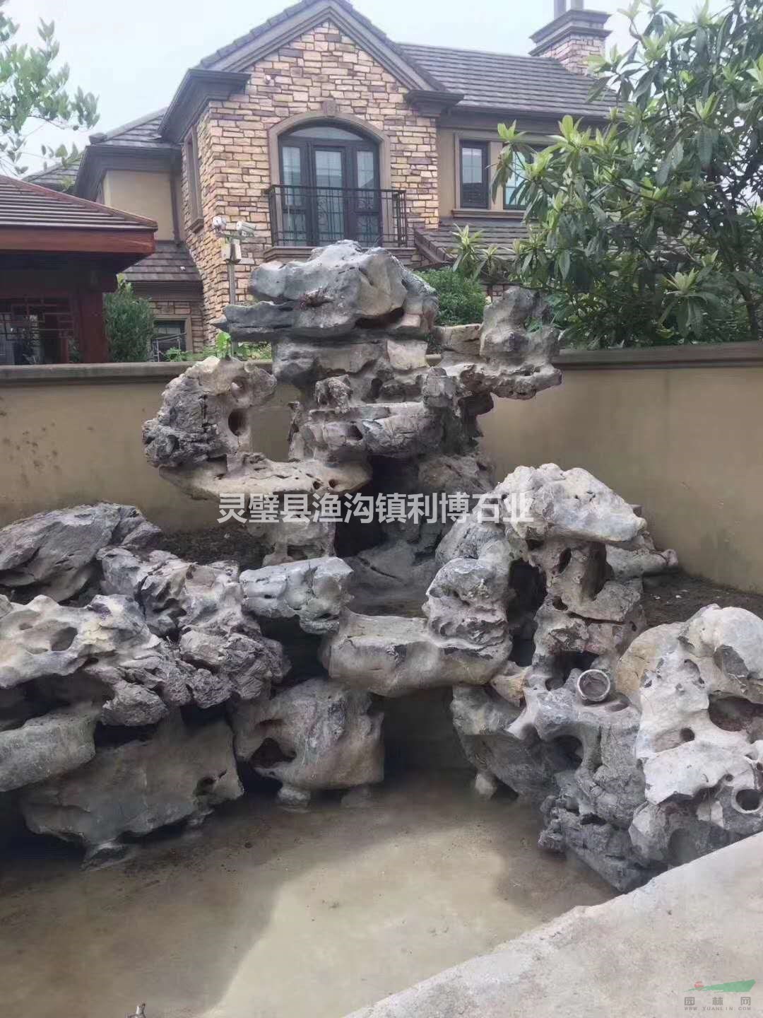 安徽假山護(hù)坡草坪石案例/假山圖片展示