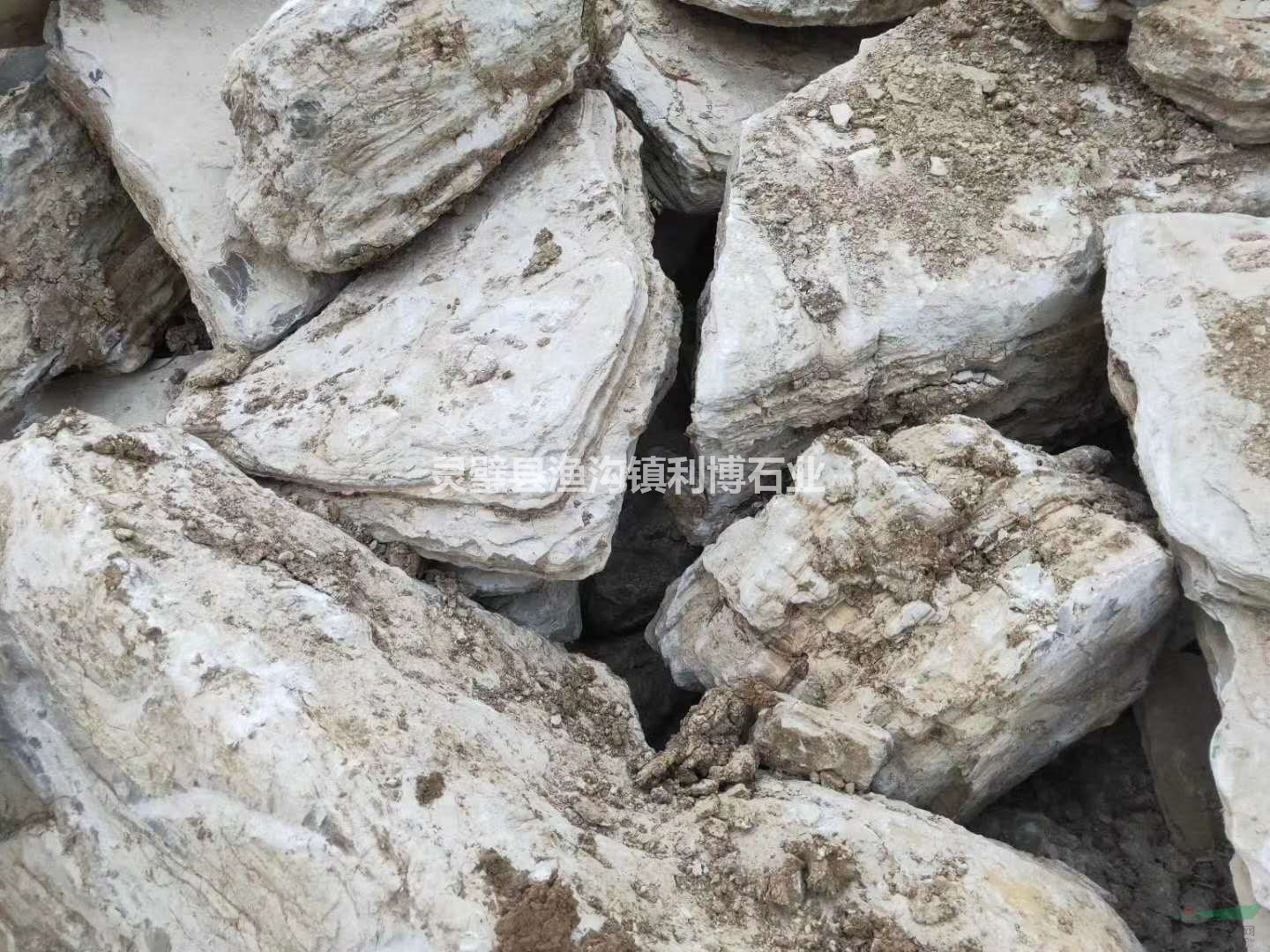 安徽宿州假山施工白千層花園造景/假山水景